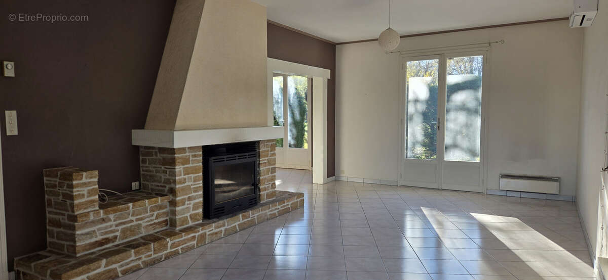 Maison à LUBERSAC