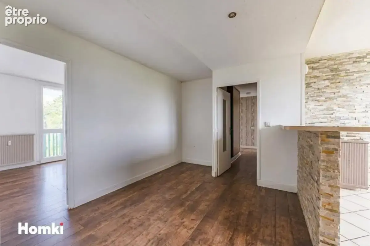 Appartement T5 de 100 m² à Oullins-Pierre-Bénite 69310, Rue du Centenaire - photo 7