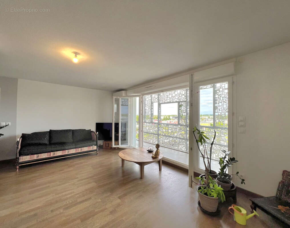 Appartement à VILLENAVE-D'ORNON