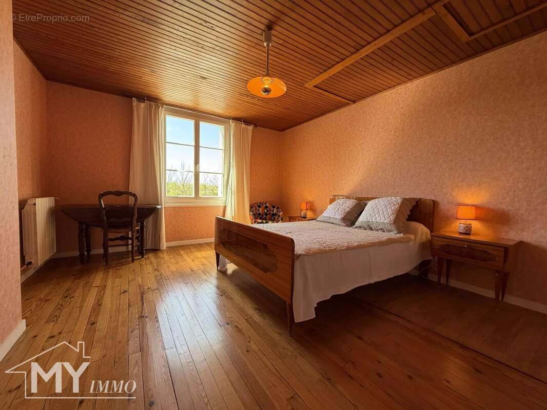 Maison à SAINT-ANTOINE-DE-BREUILH