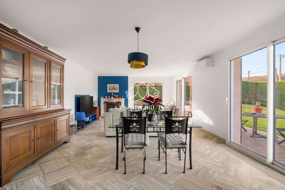Maison 135 m² à Jardin  - photo 9