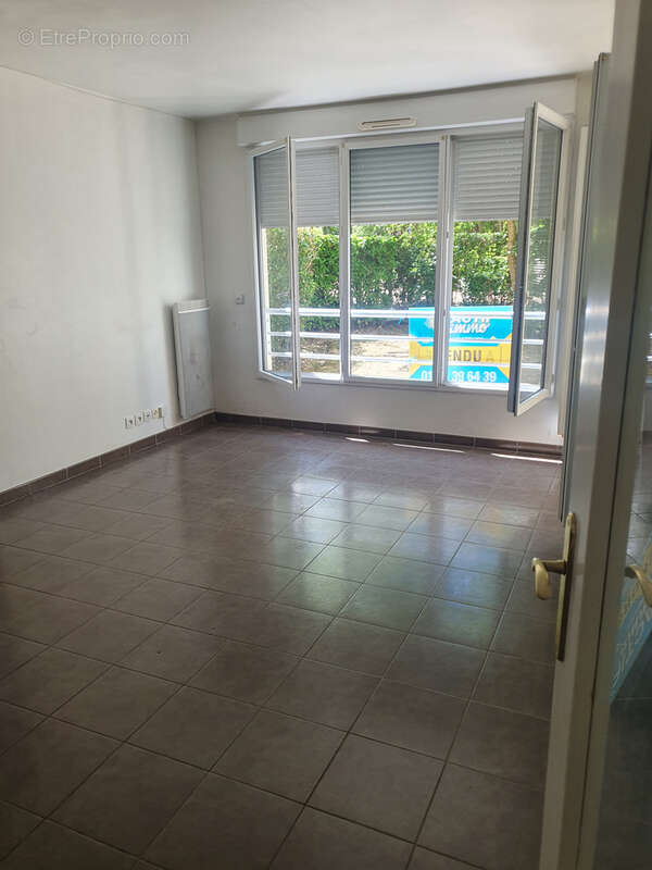 Appartement à CORBEIL-ESSONNES
