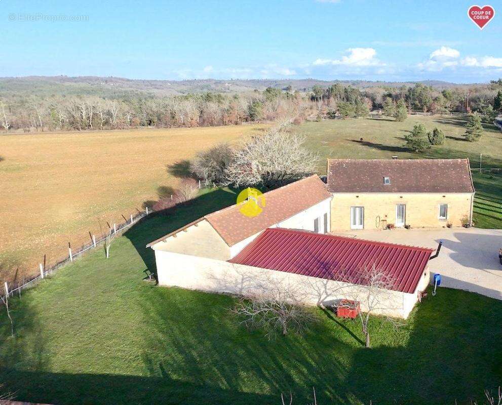 Maison à SAINTE-ALVERE