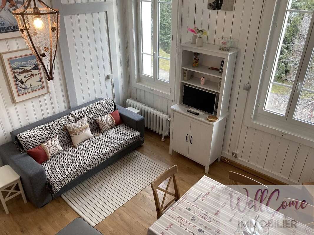 Appartement à PUGNY-CHATENOD