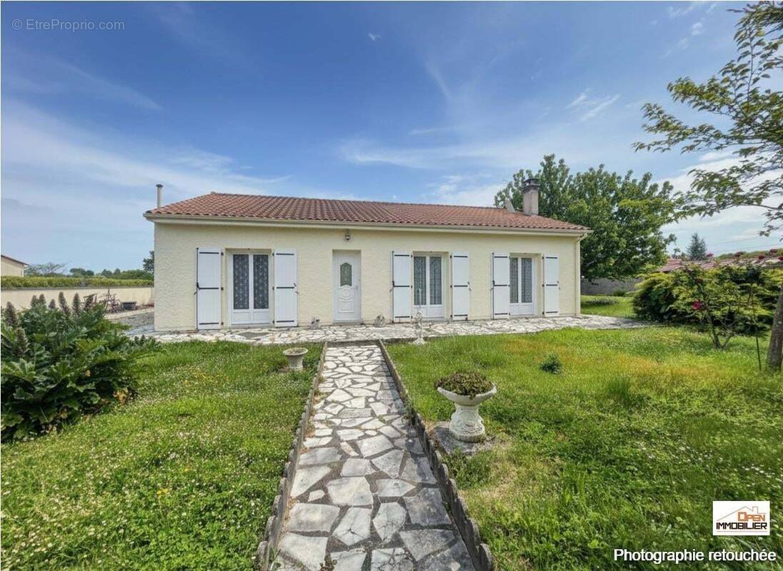 Maison à CHATEAUNEUF-SUR-CHARENTE