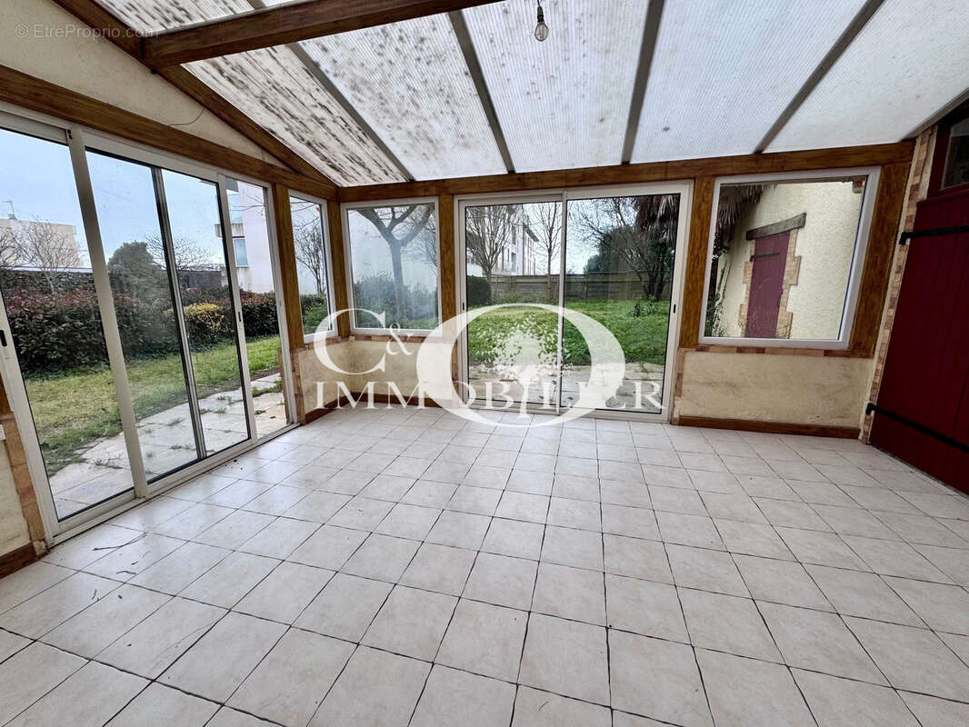 Maison à LEGE