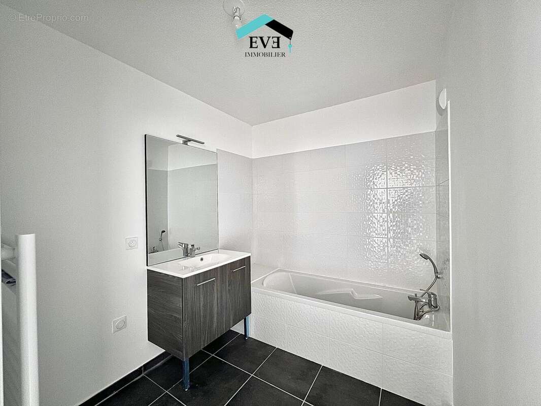 Appartement à PONT-DE-CHERUY