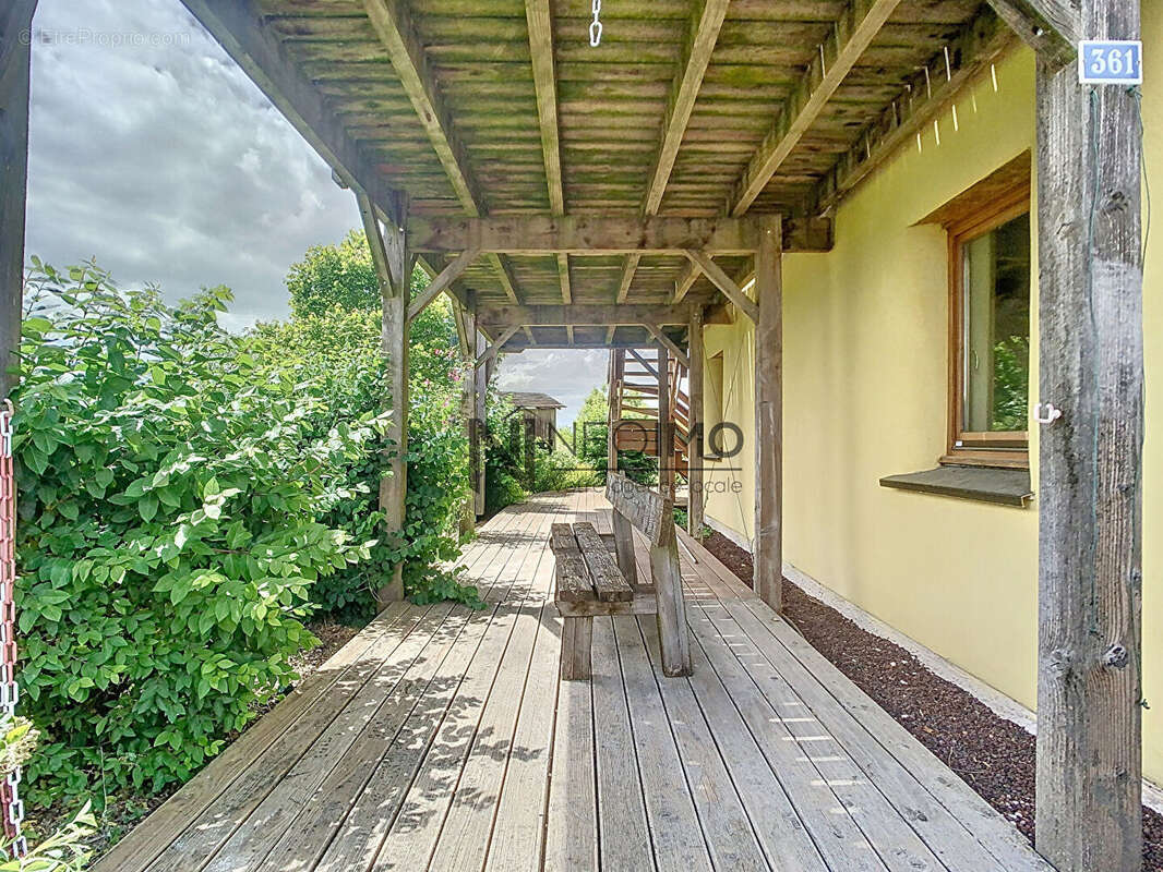 Maison à VALLEROY-LE-SEC