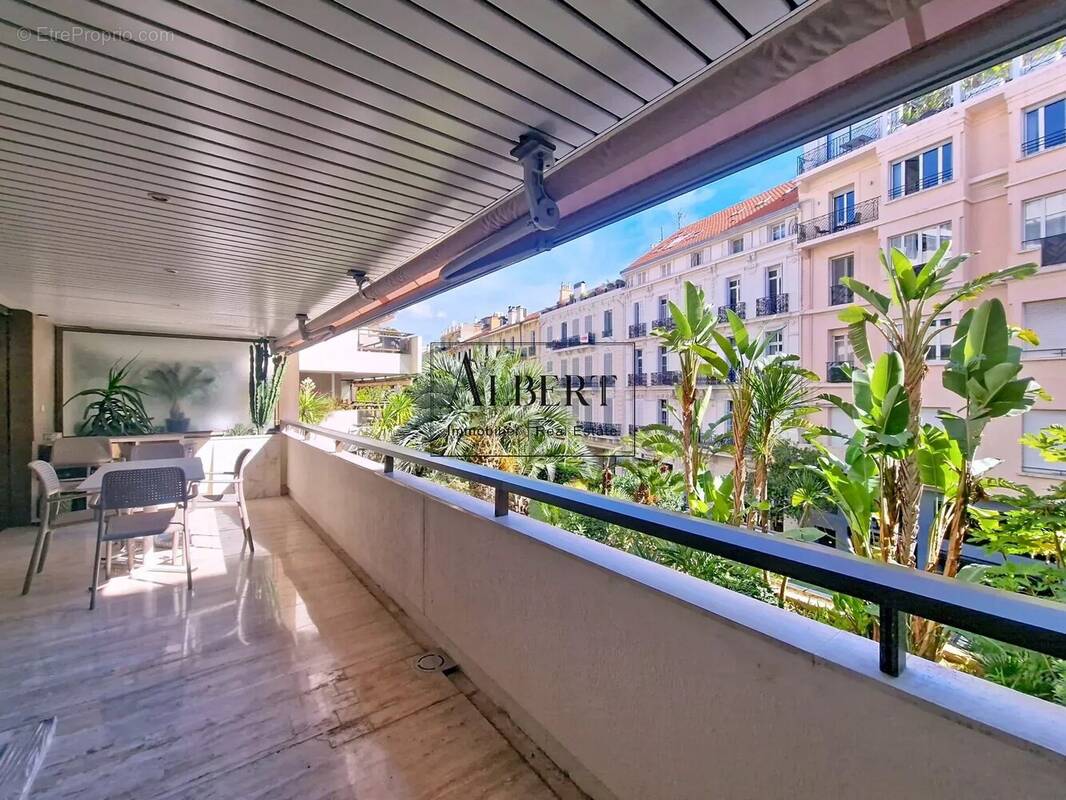 Appartement à CANNES