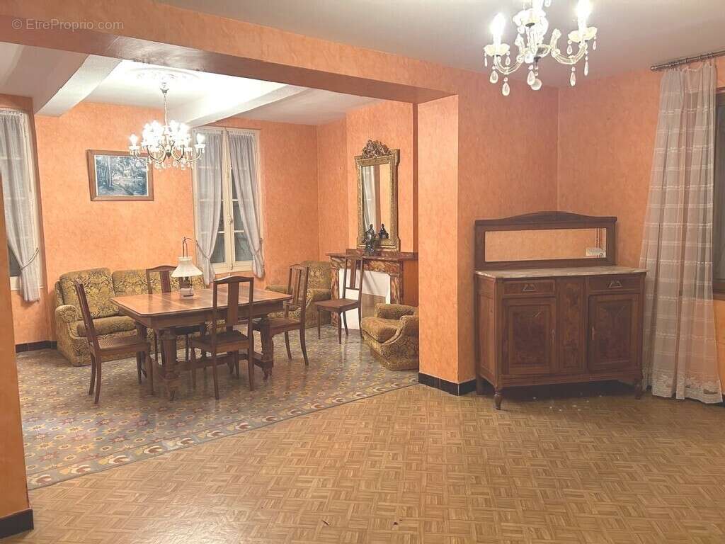 Maison à LABASTIDE-SAINT-GEORGES