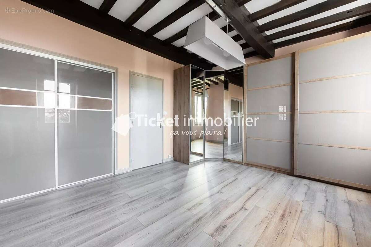 Maison à LE BURGAUD