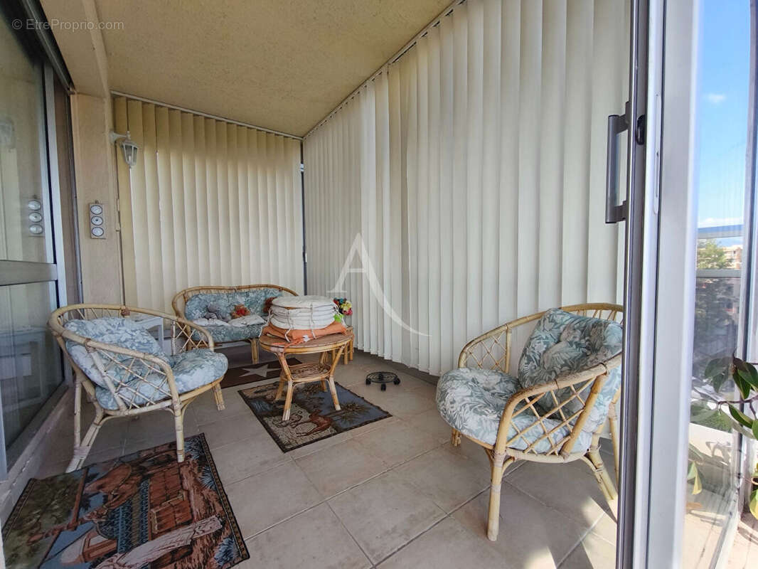 Appartement à MANDELIEU-LA-NAPOULE