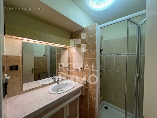 Appartement à SIX-FOURS-LES-PLAGES