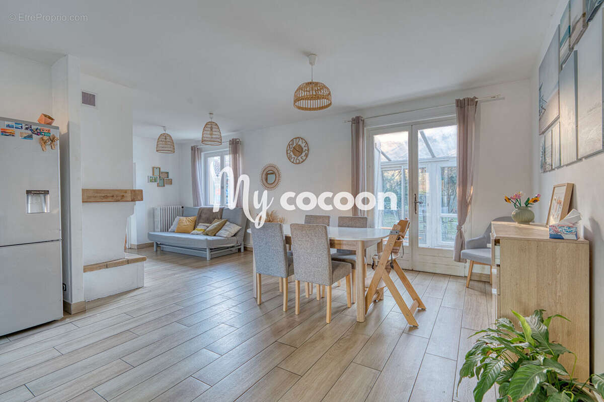 Maison à SAINT-SORLIN-EN-BUGEY