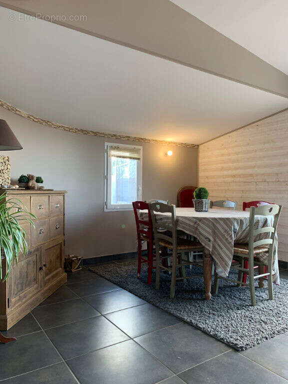 Maison à L&#039;AIGUILLON-SUR-VIE