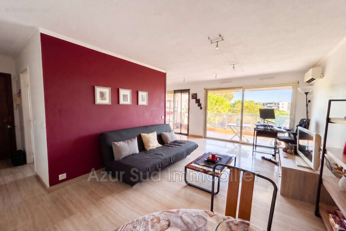 Appartement 49 m² à Antibes  - photo 4