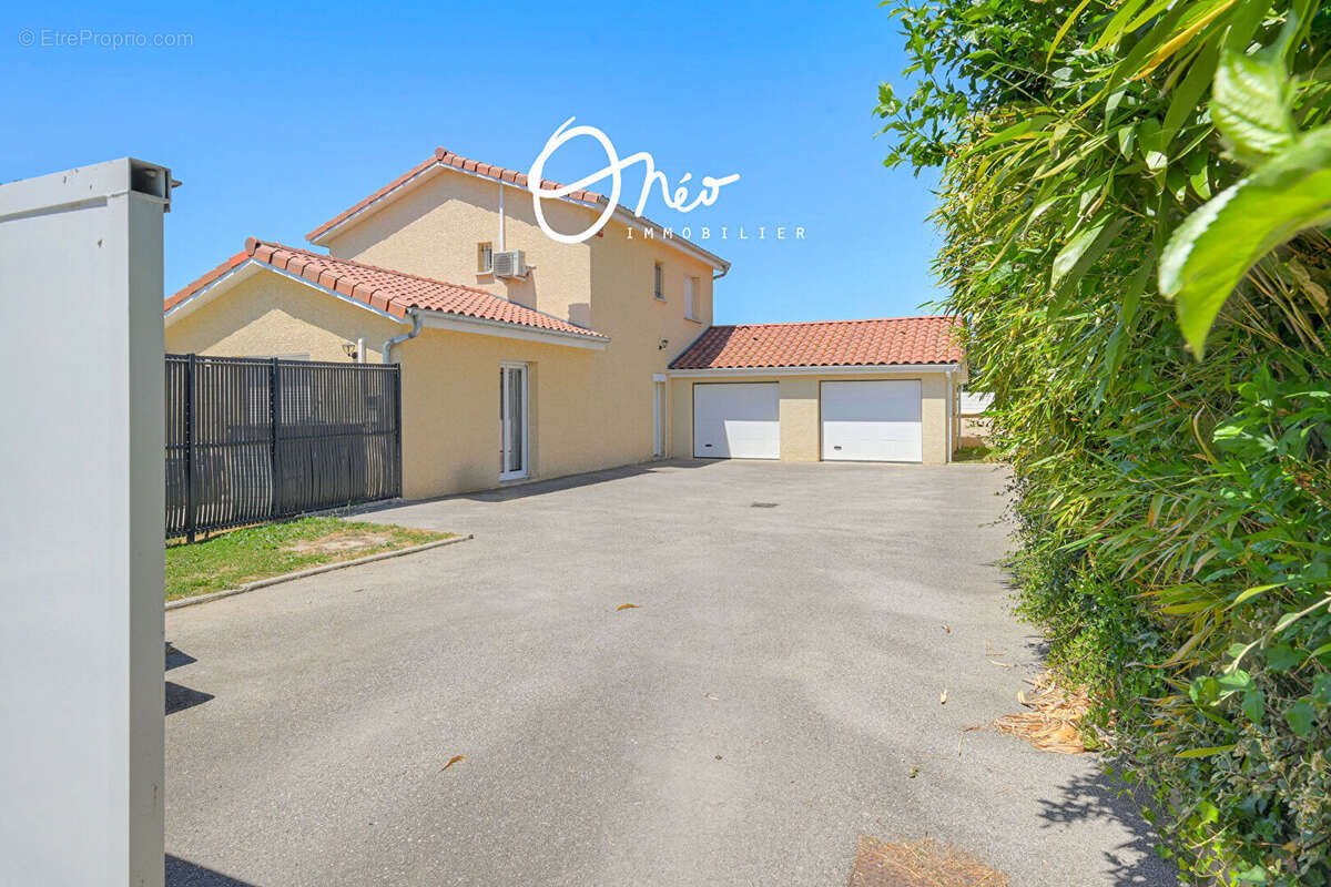 Maison à MIONS