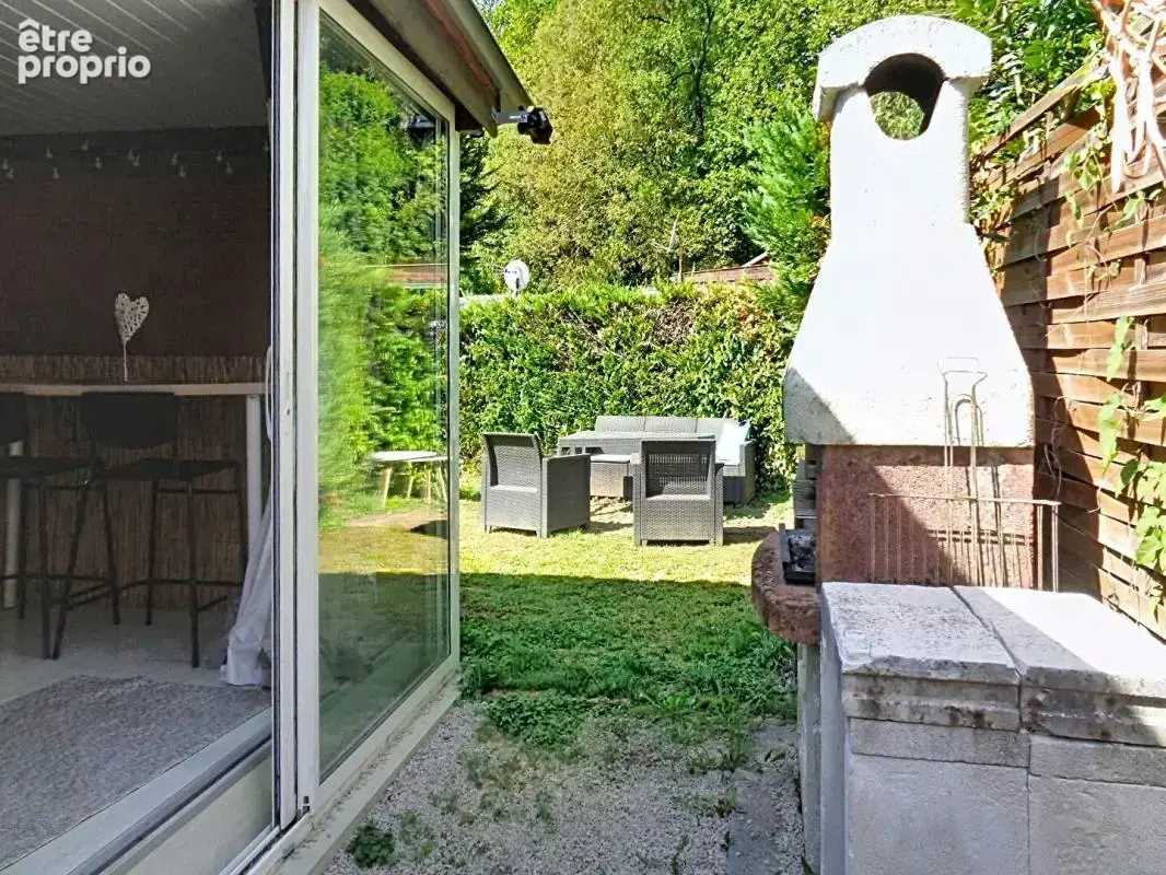 Beauzac(43), mobil-home de 26 m2 habitables, 2 chambres sur 146 m2 de terrain - photo 14