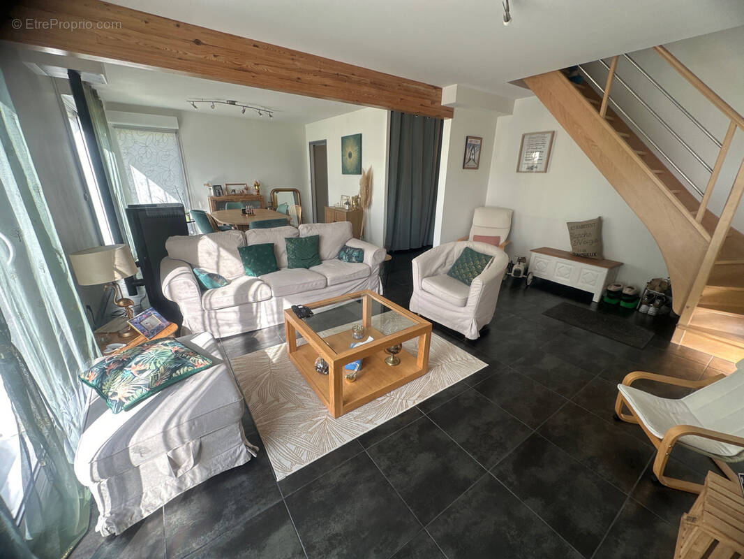 Maison à BEAUMONT-SUR-VESLE