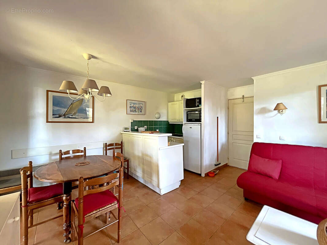Appartement à SAINT-RAPHAEL