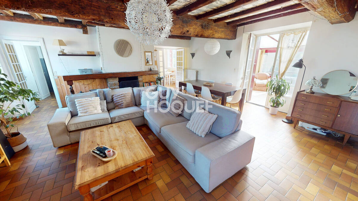 Maison 4 pièces 148 m² · à Pleine-Fougeres · 147,6 m² · 199 500 €