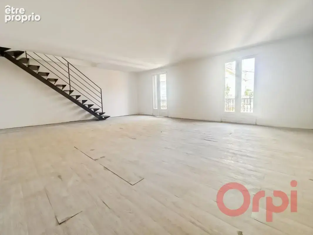Maison de ville avec garage : laissez libre cours à vos envies ! - photo 2