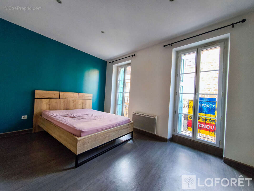 Appartement à AIGUILHE