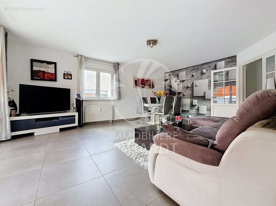 Appartement 90 m² à Saint-Louis  - photo 2