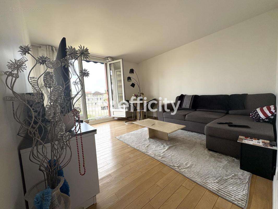 Appartement à DEUIL-LA-BARRE