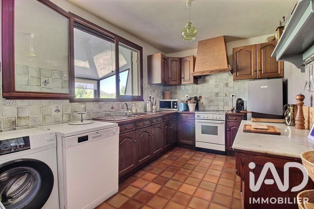 Maison 91 m² à Montbrun-Les-Bains  - photo 7