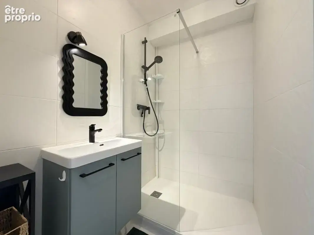STUDIO rénové avec VUE MER à 150 m Pontaillac - photo 9