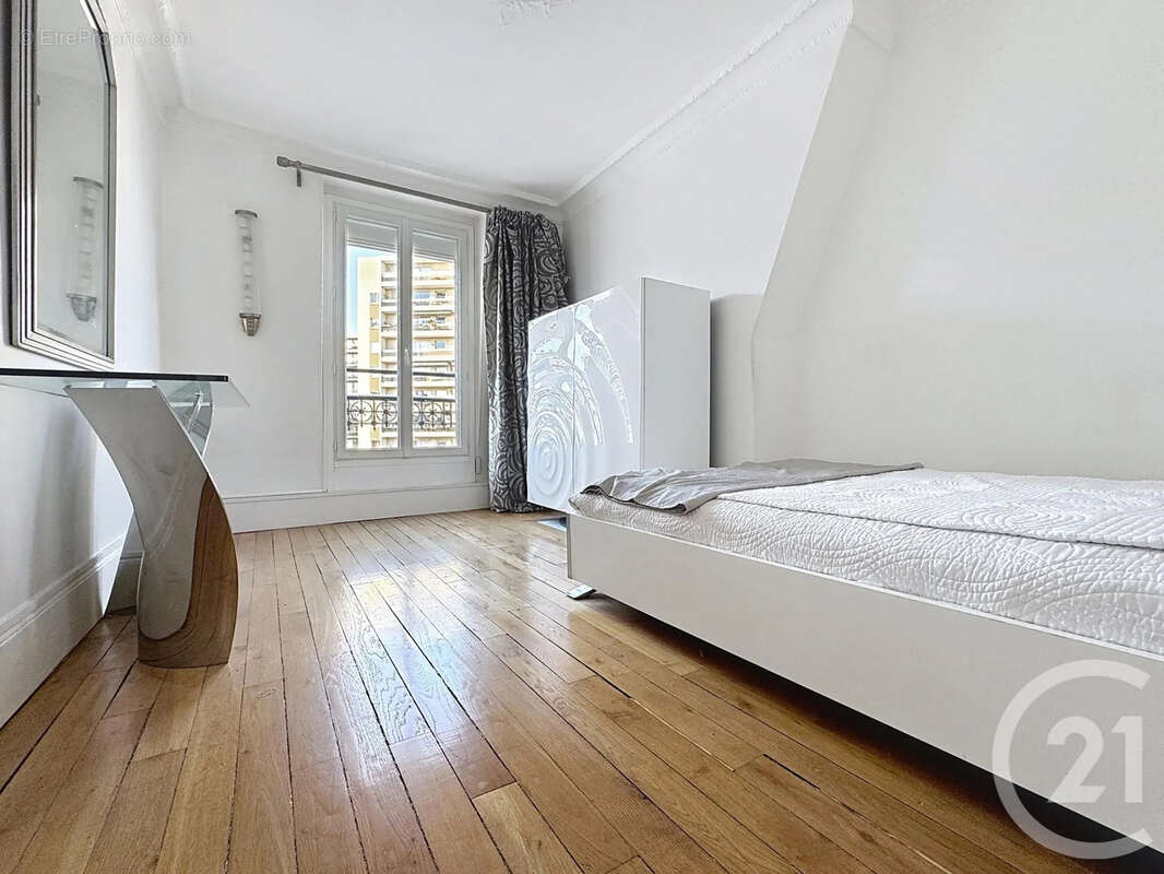 Appartement à PARIS-12E
