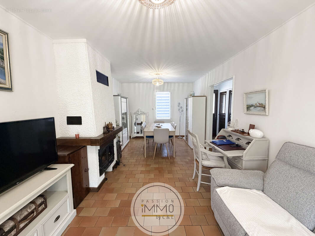 Maison t4   87 m2   3 chambres   terrasse   jardin   garage - photo 4