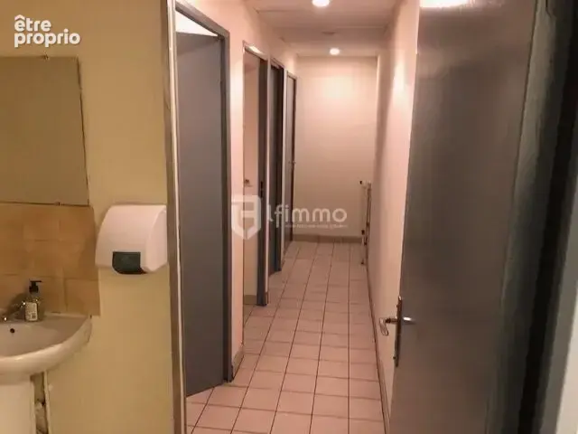 Neuilly sur Marne-Z.I.-Les Chanoux- Plateau à usage de bureaux - photo 4