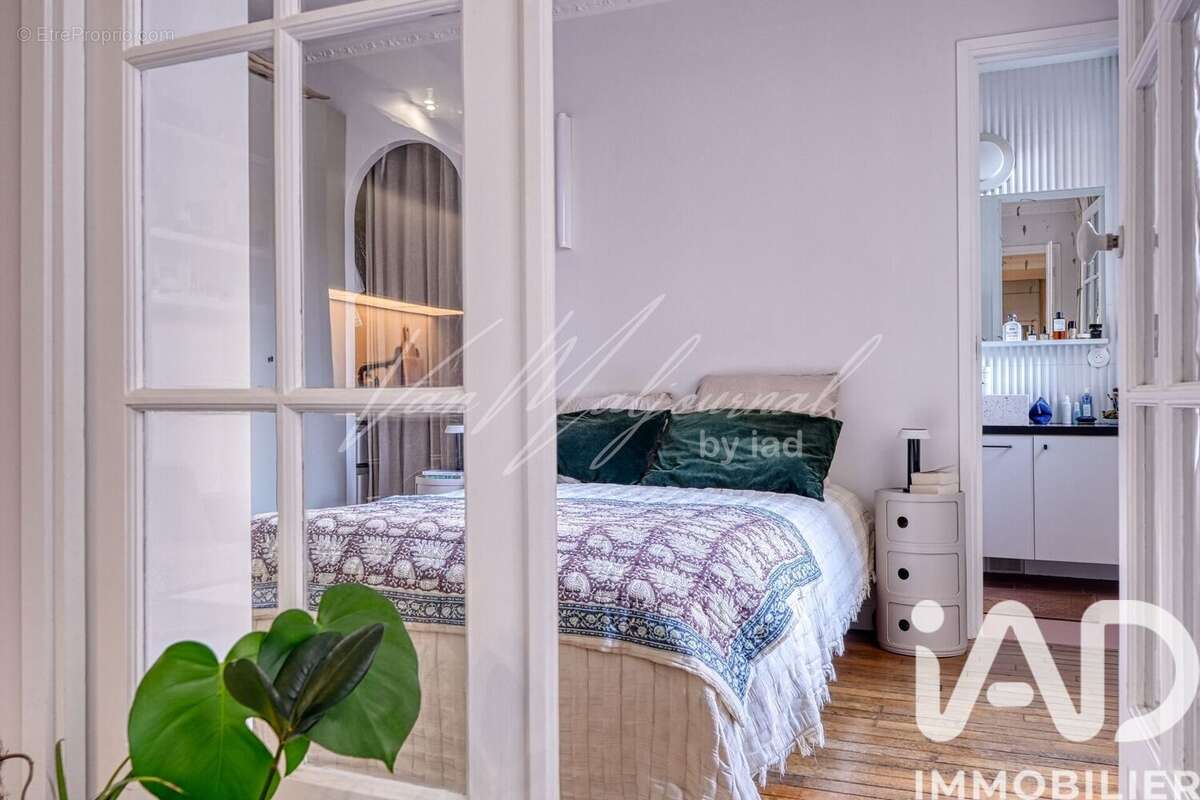 Photo 8 - Appartement à COURBEVOIE