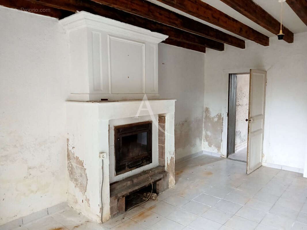 Maison à SAINT-DIZANT-DU-GUA