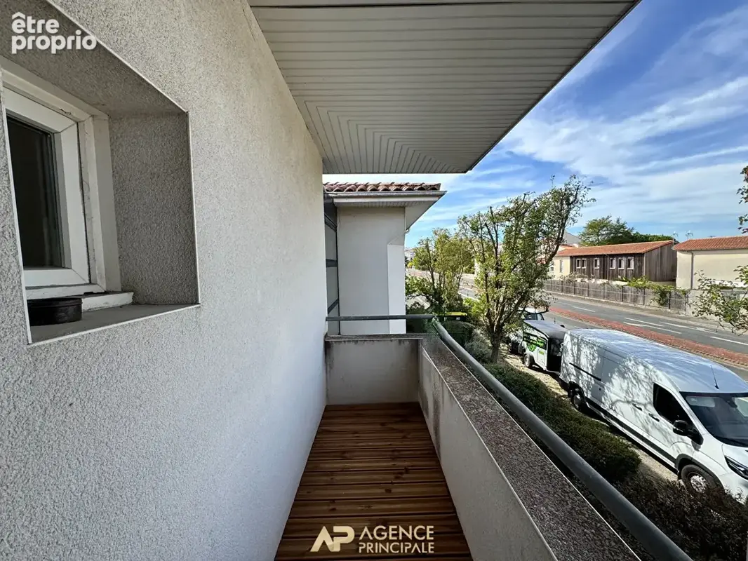 Appartement - 1 pièces - 25 m2 - Balcon - La Rochelle les Minimes - photo 10