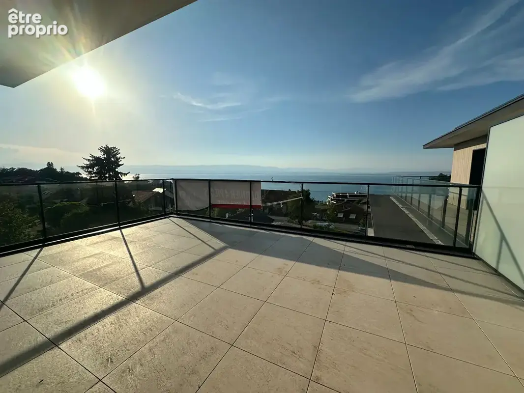 Appartement T3 de 81.67 m² dernier étage - Vue Lac imprenable  - Evian Les Bains - photo 4