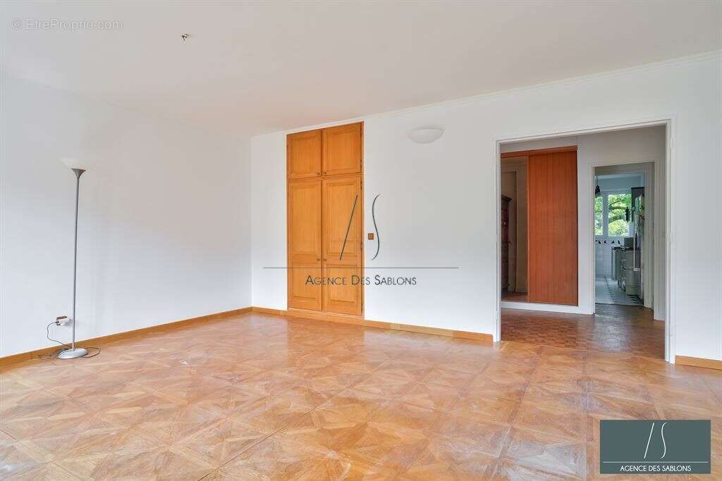 Appartement à LE VESINET