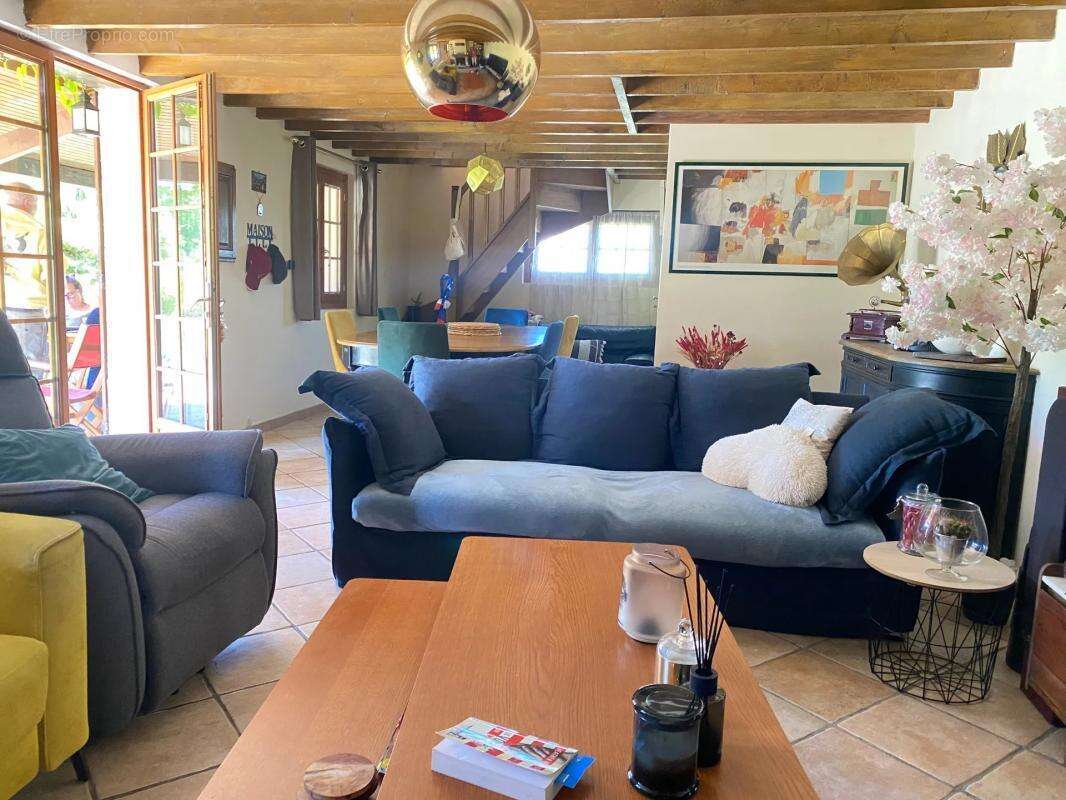 Maison à BEAUMESNIL