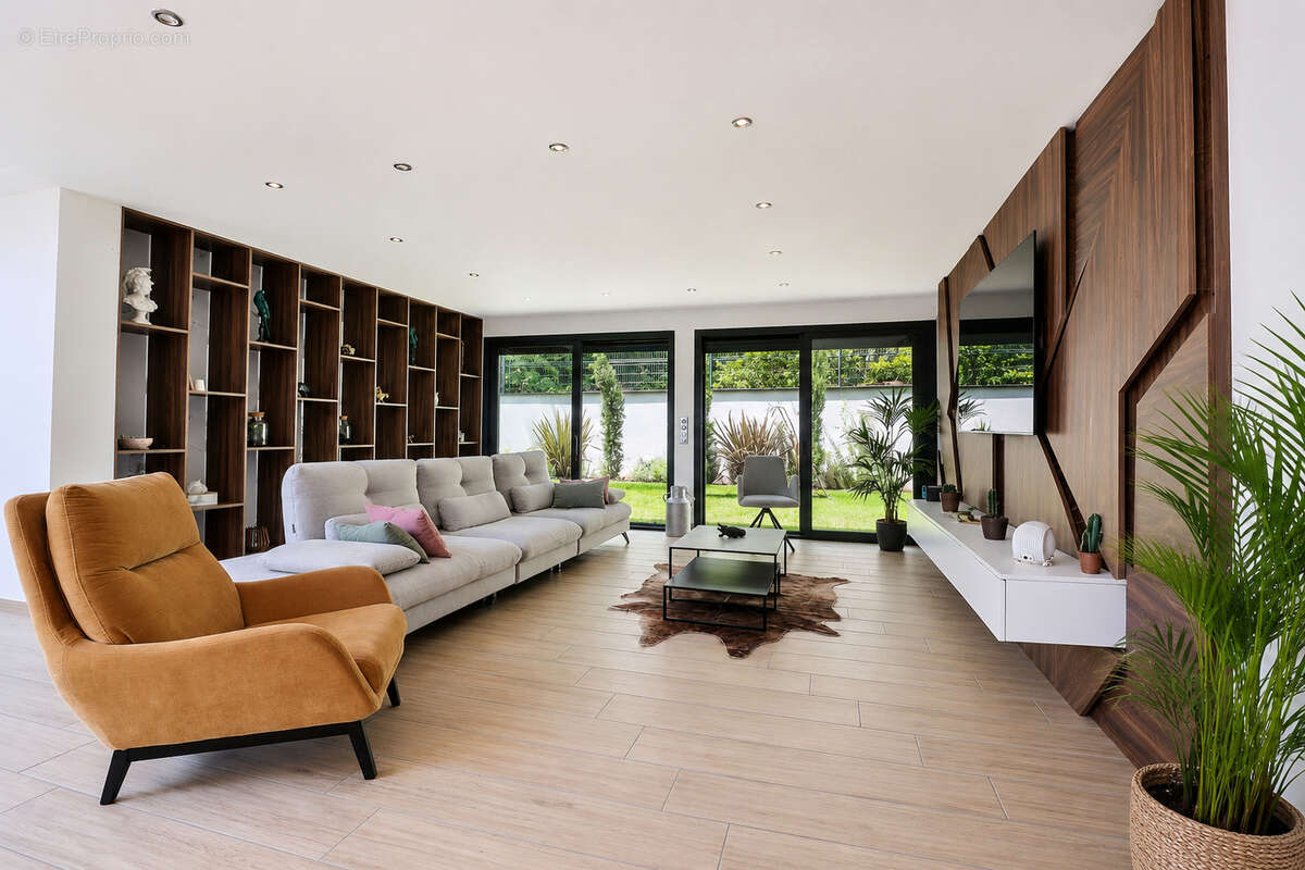 Maison à MAREIL-MARLY