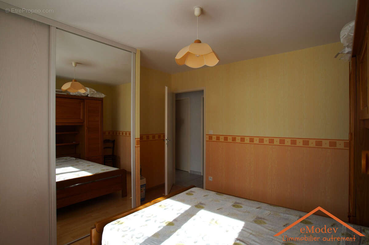 Maison à LE VAL-D&#039;AJOL