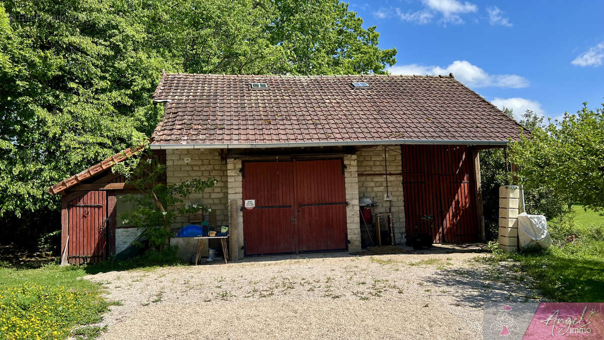 Maison à VILLERS-ROBERT