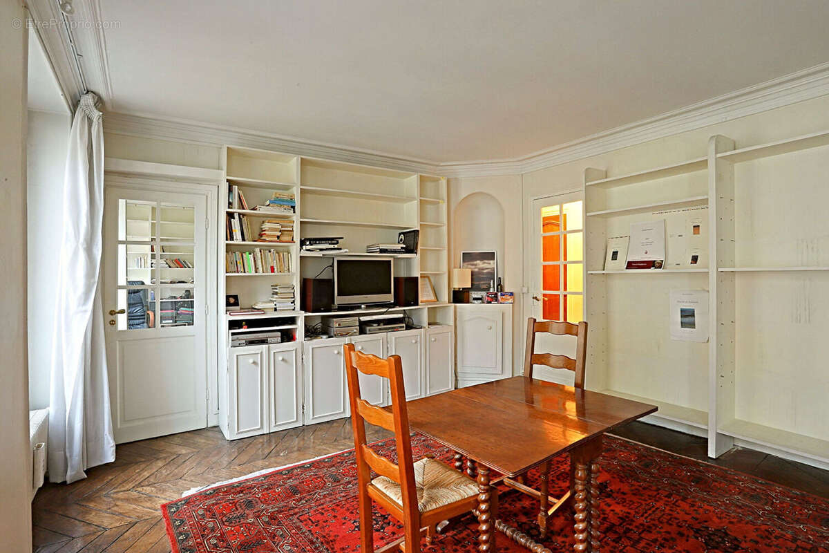 Appartement à PARIS-5E