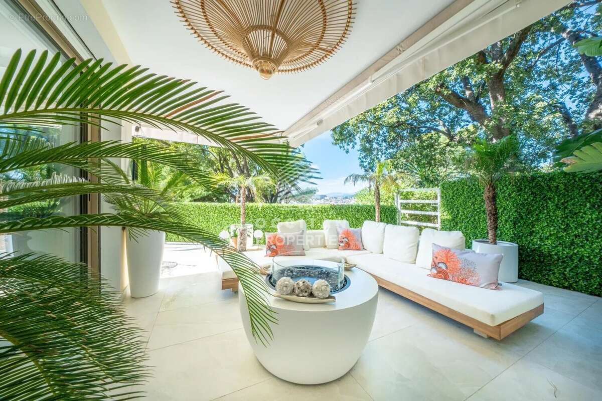 Appartement à CANNES