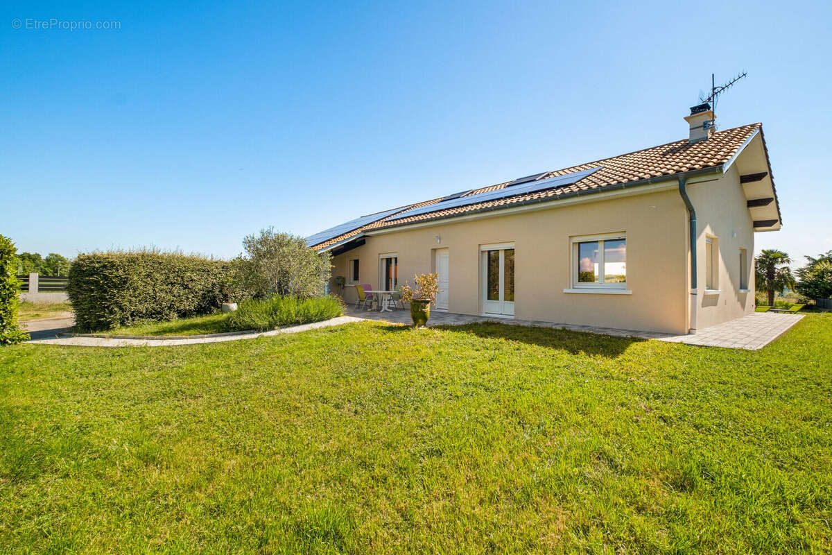 Photo 6 - Maison à LUZINAY