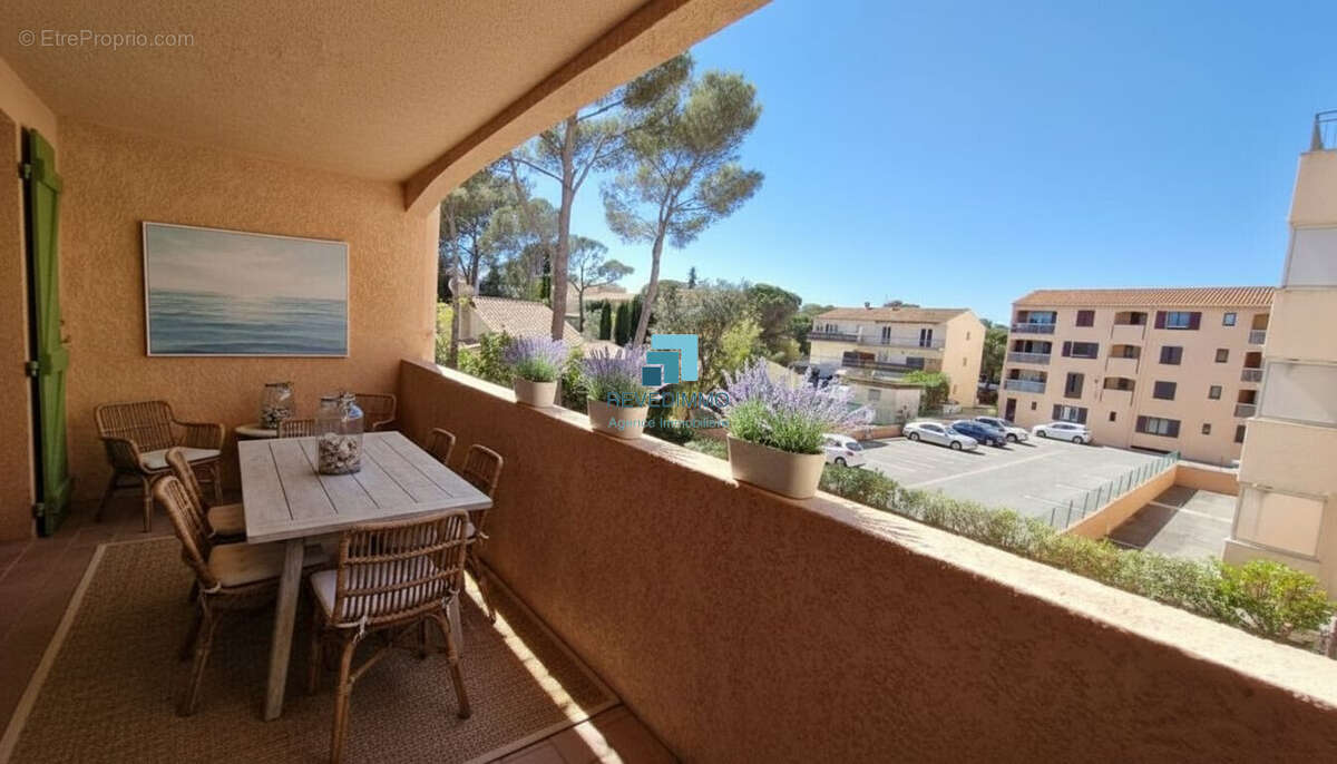 Appartement à FREJUS