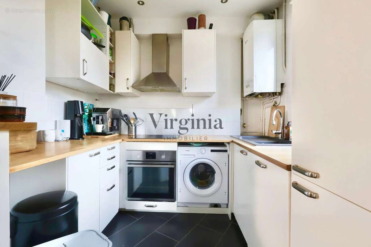 Appartement à CHARENTON-LE-PONT