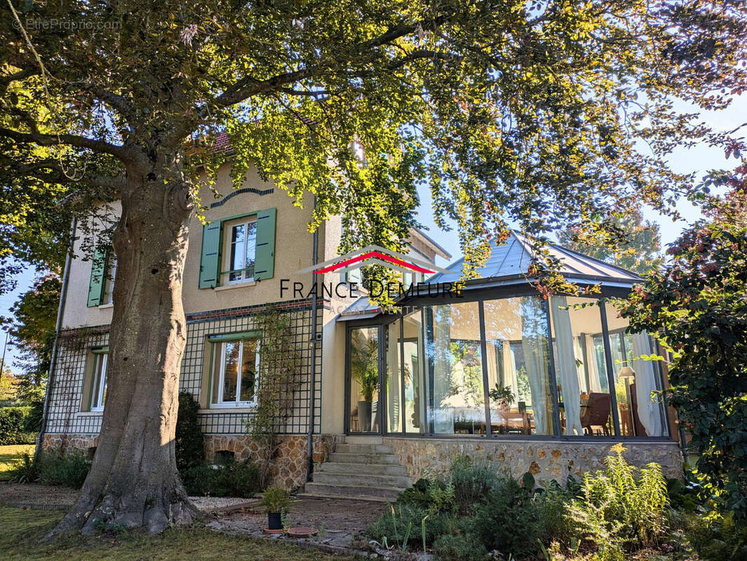 Maison à L&#039;ISLE-ADAM