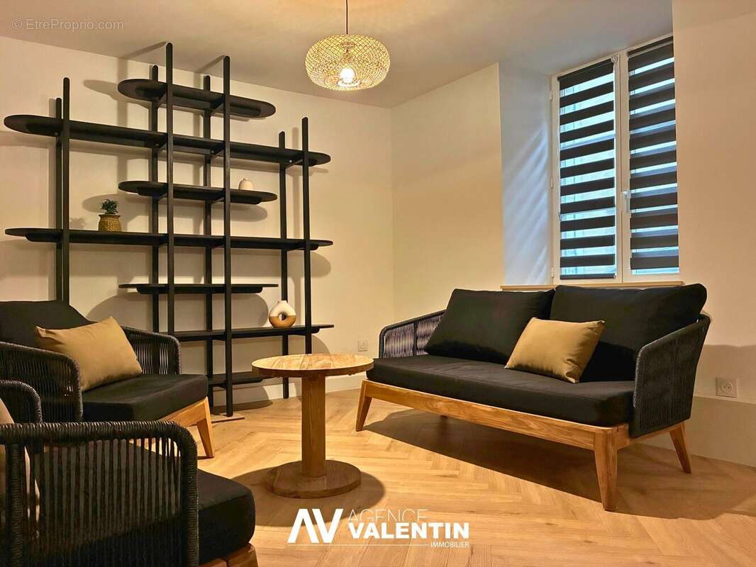 Appartement à ARS-SUR-MOSELLE